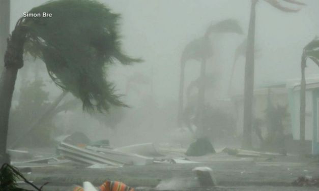 HURRICANE HUNTER SAYS MANY HUNDREDS OR EVEN MORE DEAD!