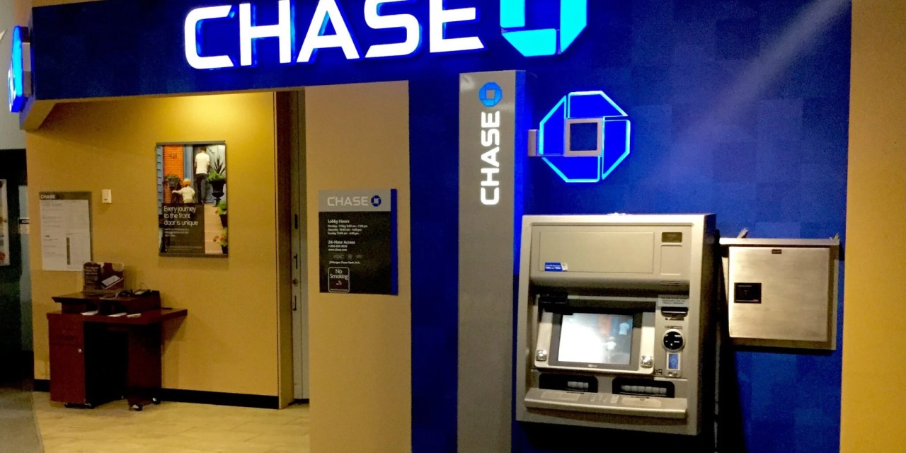 Chase Bank Suddenly Shuts Down Bank Accounts of Mercola Market and its Employees With No Explanation