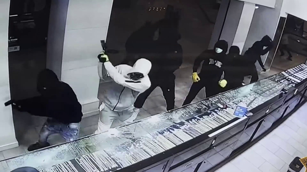 California is passing Bill 553, which makes it illegal to confront or fight back against looters, burglars and shoplifters. You’ll be fined $18,000 if you intervene. It puts every employee at the mercy of criminals.