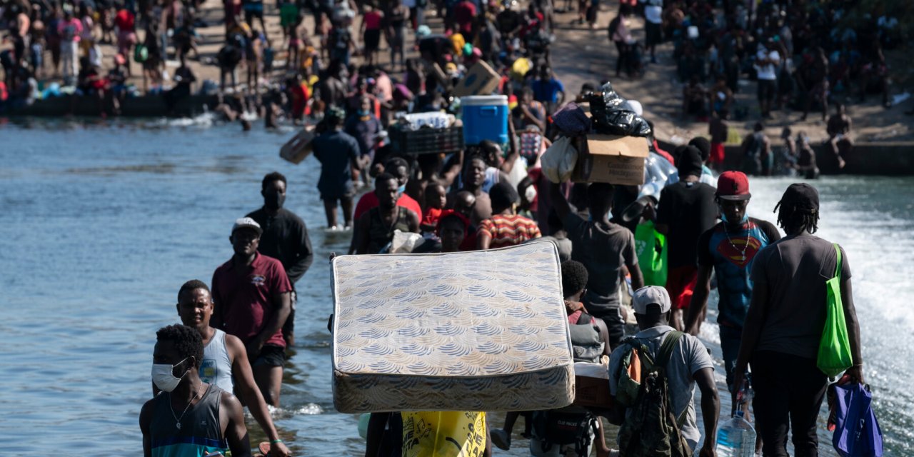 Millions of Illegal Migrants are heading towards the United States southern border. SHOCKING VIDEO