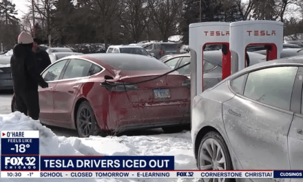 Due to freezing cold: Desperate Tesla owners in Chicago can’t charge their vehicles
