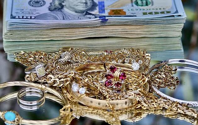 Americans Pour Into Pawnshops, Selling Gold Jewelry As Price Surges