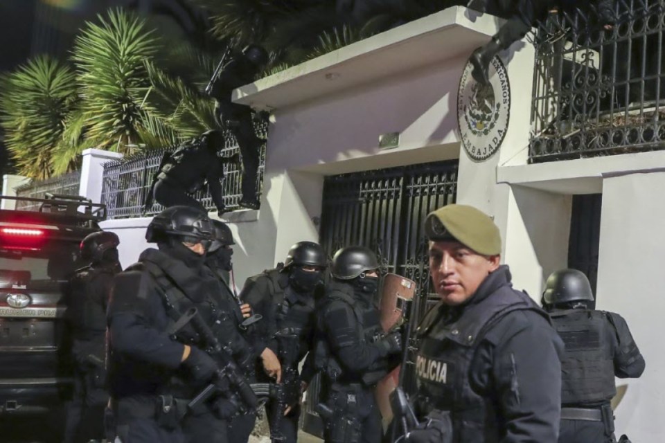 Ecuador Troops RAID Mexican Embassy; Arrest Jorge Glas; Mexico May Declare War