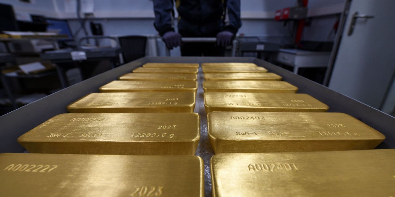 What Do They Know We Don’t Know? World’s Central Banks Buy Record $24 Billion in Gold in First 3 Months of 2024!