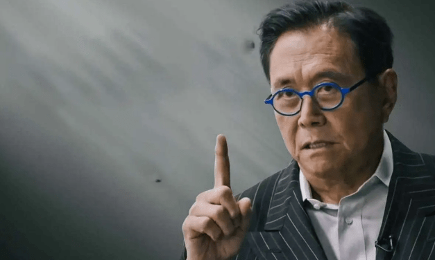 Robert Kiyosaki Predicts Hyperinflation, Depression During Visit to BRICS Nation South Africa
