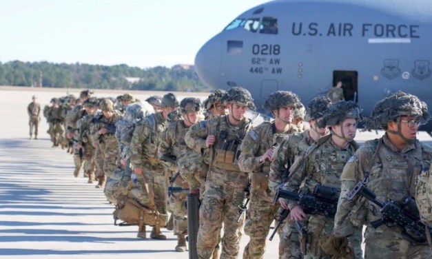 101st Airborne Division of U.S. Army Arrives in Middle East