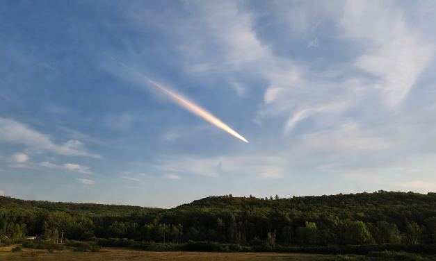 Daytime meteor streaks over Cleveland, Ohio to New York with sonic bombs heard as far away as NYC